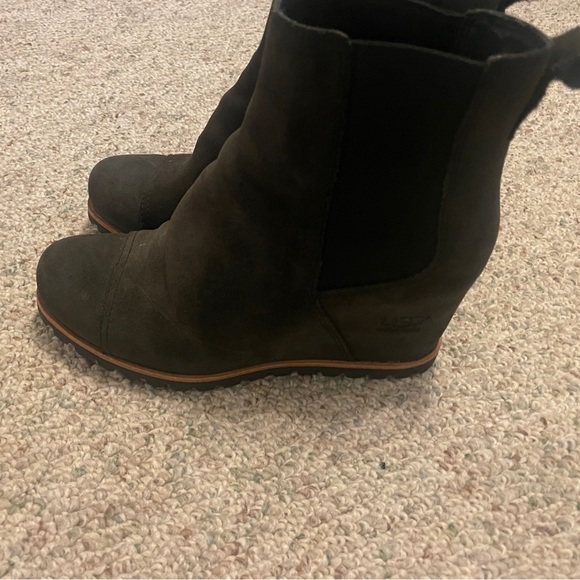 UGG Shoes - Ugg pax boot